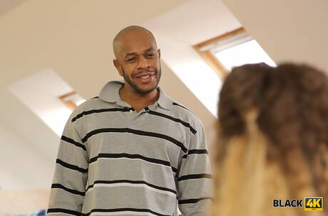 Black 4K invite you to explore xxx pictures with Monique Woods in hardcore fuck scene